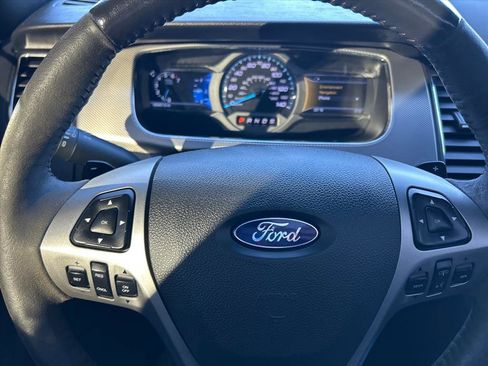 Used 2015 Ford Taurus SHO w/ Equipment Group 401A image 21