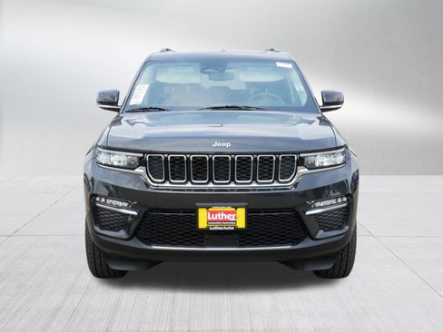 Used 2023 Jeep Grand Cherokee 4WD 4xe image 2