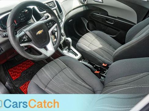 Used 2019 Chevrolet Sonic LT FWD image 17
