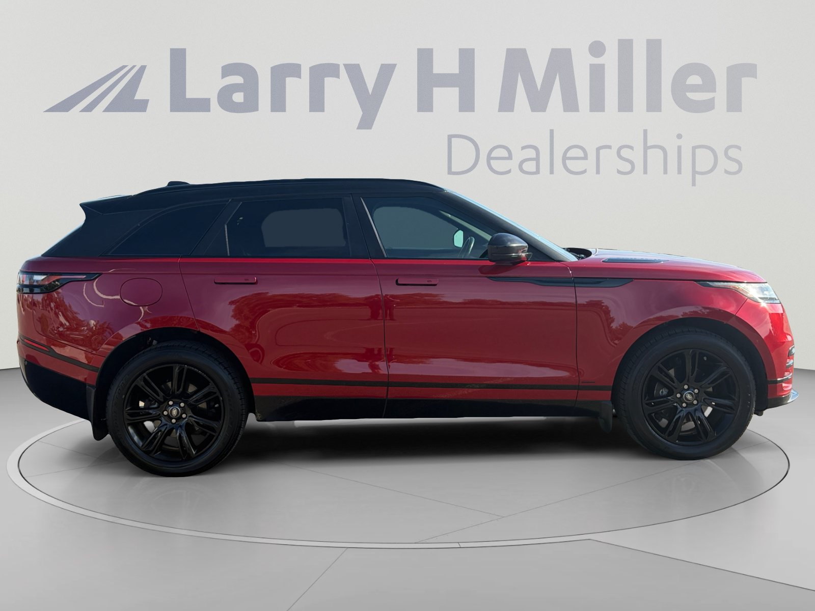 Used 2020 Land Rover Range Rover Velar R-Dynamic S AWD/4WD image 7