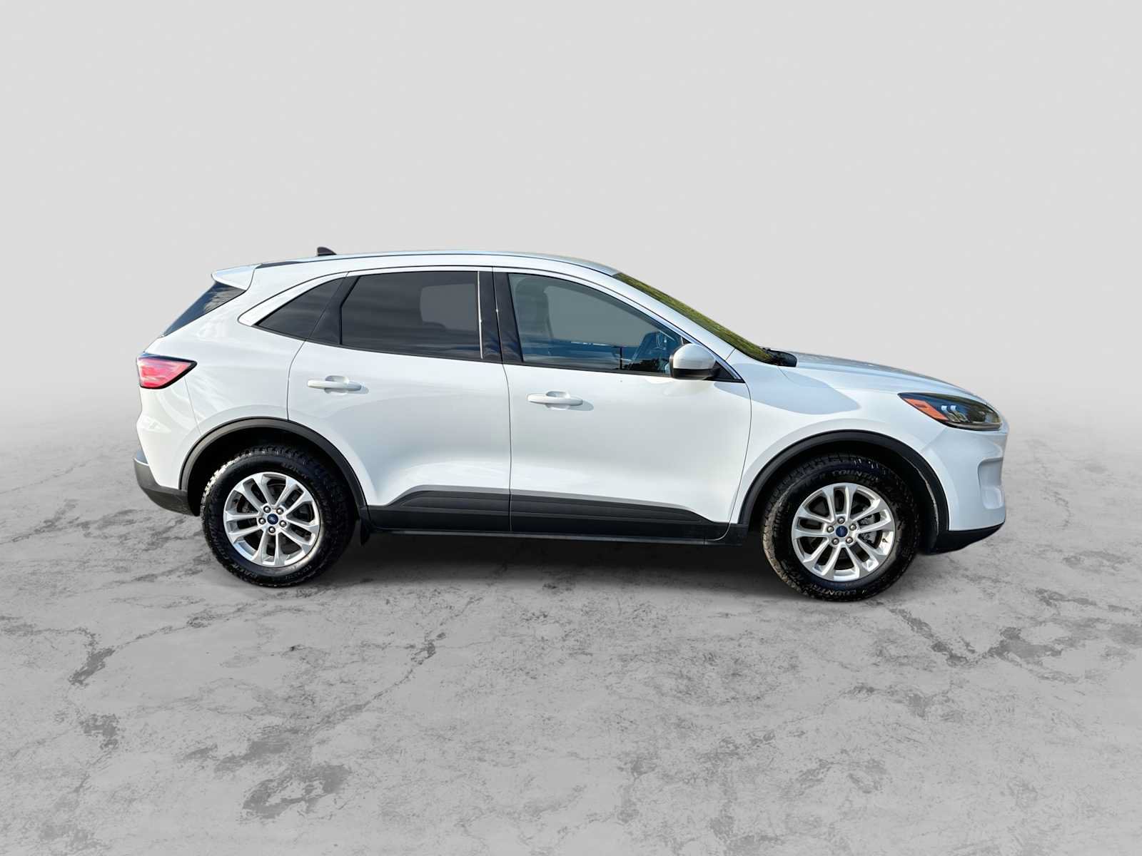 Used 2020 Ford Escape SE AWD/4WD image 9