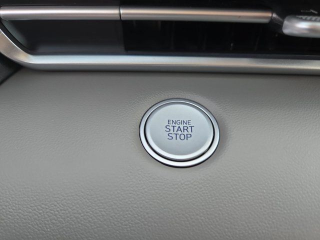 Used 2025 Hyundai Elantra Sport FWD image 16
