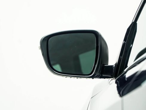 Used 2019 Nissan Murano SV w/ Cargo Package FWD image 17