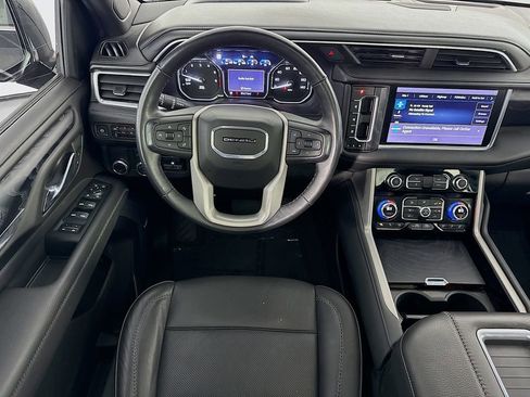 Used 2021 GMC Yukon XL Denali w/ Denali Ultimate Package image 27