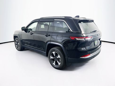 Used 2023 Jeep Grand Cherokee 4WD 4xe w/ Luxury Tech Group II image 5