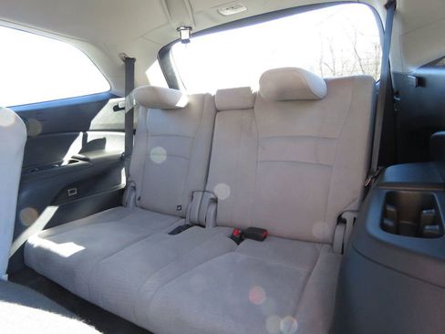 Used 2016 Honda Pilot LX image 21