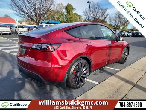 Used 2024 Tesla Model Y Performance image 9