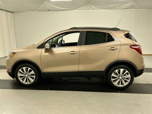 Used 2019 Buick Encore Preferred image 6