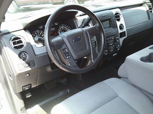Used 2014 Ford F150 XLT w/ Equipment Group 302A Luxury AWD/4WD image 11