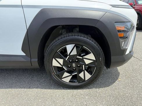 Certified 2024 Hyundai Kona SEL AWD/4WD image 36
