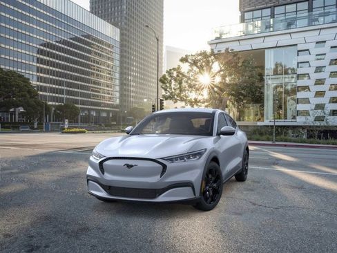 Used 2024 Ford Mustang Mach-E Select w/ Comfort Package Lite image 3