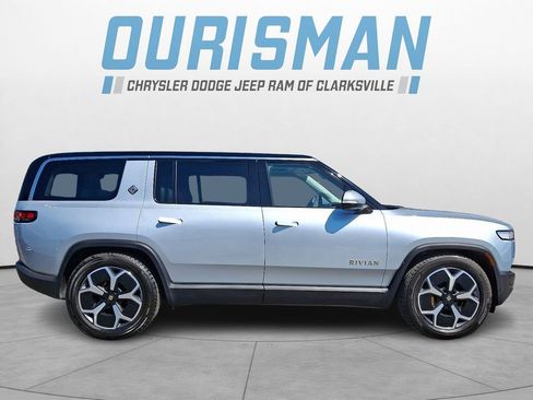 Used 2024 Rivian R1S Adventure AWD/4WD image 7