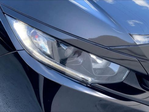 Used 2020 Honda Civic Sport image 32