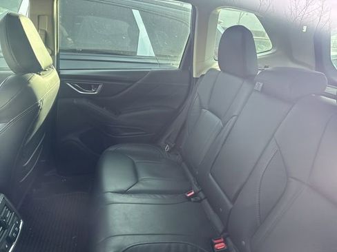 Used 2023 Subaru Forester Touring image 7