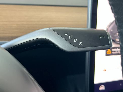 Used 2023 Tesla Model Y Long Range image 23