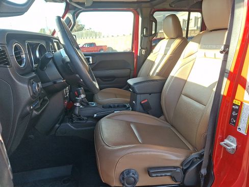 Used 2023 Jeep Wrangler Unlimited Rubicon 4xe w/ Steel Bumper Group image 13