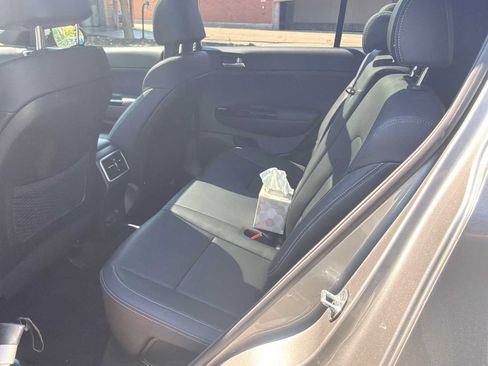 Used 2021 Kia Sportage S w/ S AWD Premium Package image 7