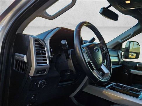 Used 2017 Ford F250 Lariat w/ Lariat Value Package image 11