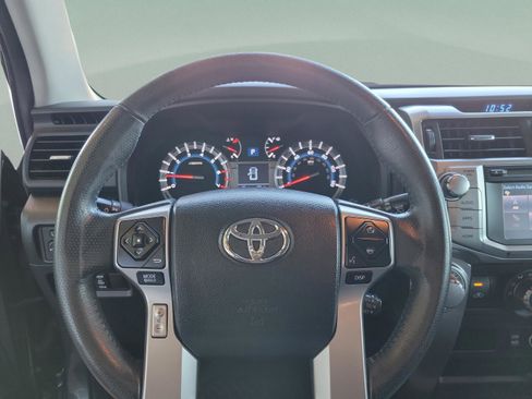 Used 2018 Toyota 4Runner SR5 image 20