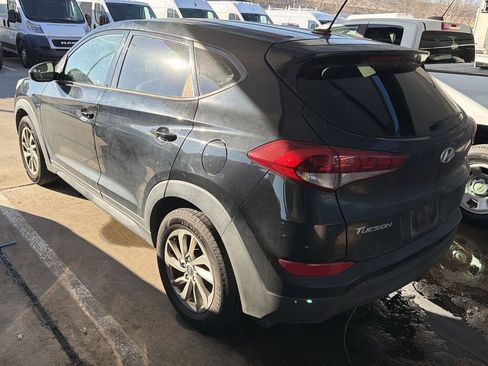 Used 2017 Hyundai Tucson SE image 3