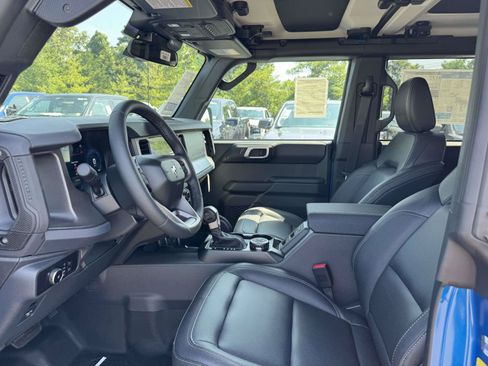 New 2026 Ford Bronco Badlands w/ Sasquatch Package AWD/4WD image 14