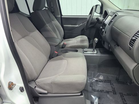 Used 2019 Nissan Frontier SV AWD/4WD image 40