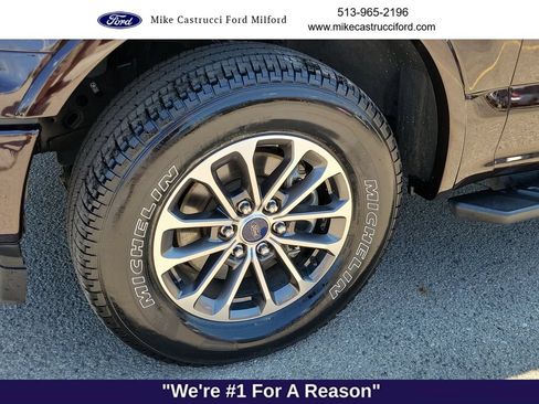 Used 2018 Ford F150 XLT w/ Equipment Group 302A Luxury AWD/4WD image 9