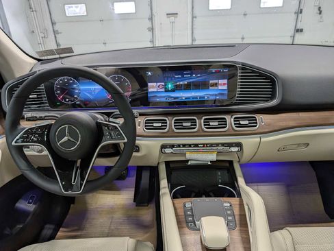 New 2026 Mercedes-Benz GLE 580 4MATIC image 16