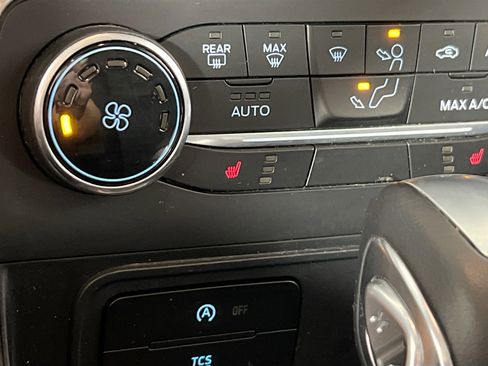 Used 2018 Ford EcoSport SE w/ SE Convenience Package AWD/4WD image 20