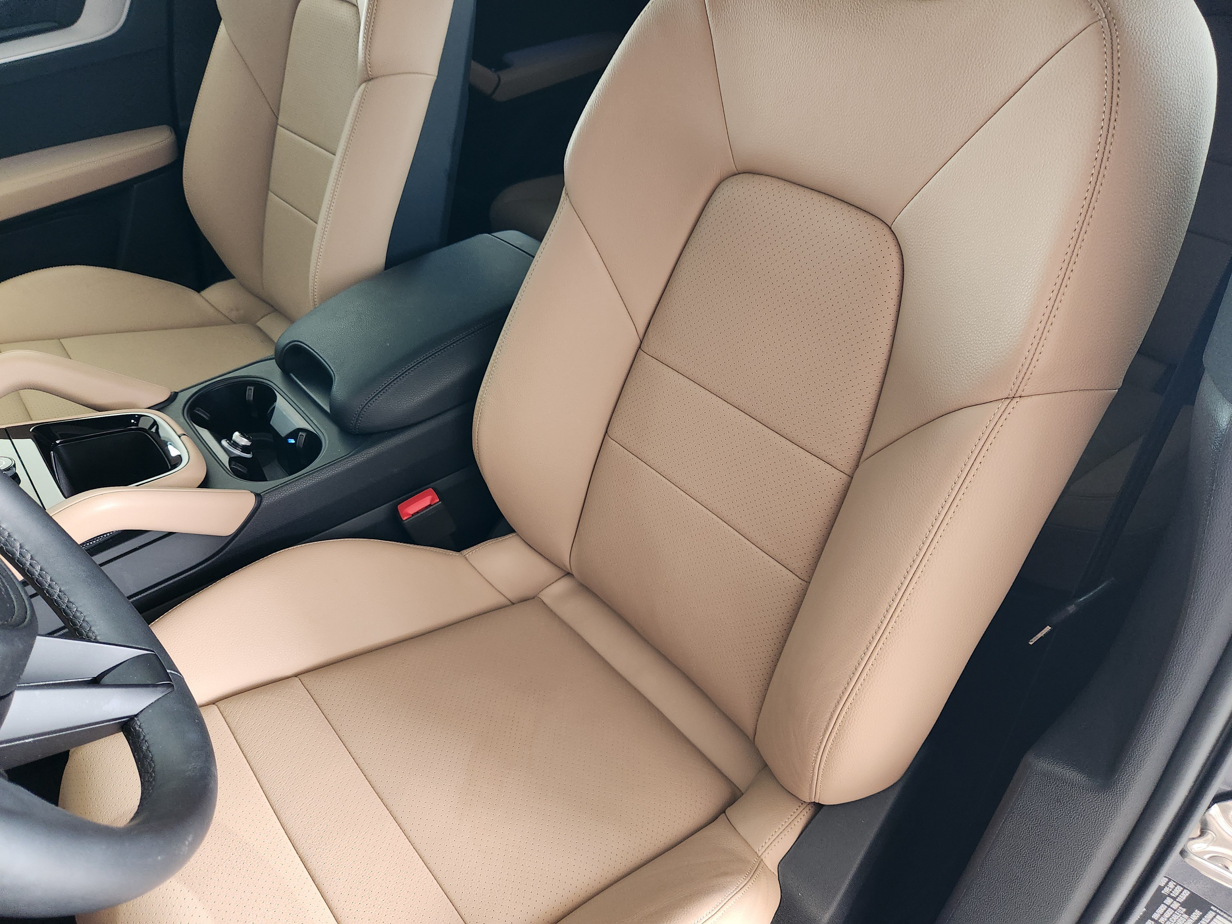 Certified 2026 Porsche Cayenne AWD/4WD image 6