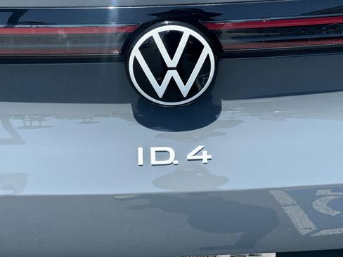 New 2026 Volkswagen ID.4 Pro RWD image 7