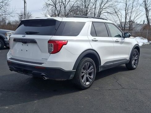 Used 2023 Ford Explorer XLT w/ Equipment Group 202A image 11