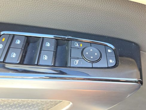 New 2026 Nissan Pathfinder SL FWD image 26