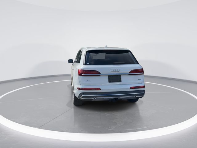 Used 2021 Audi Q7 3.0T Premium AWD/4WD image 6