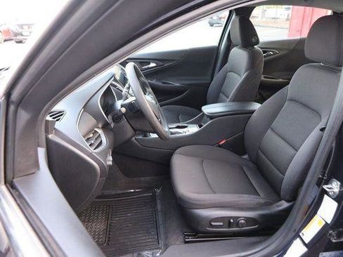 Used 2023 Chevrolet Malibu LT image 8