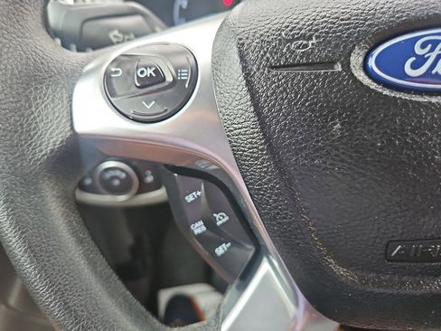 Used 2022 Ford Transit Connect XL FWD image 16