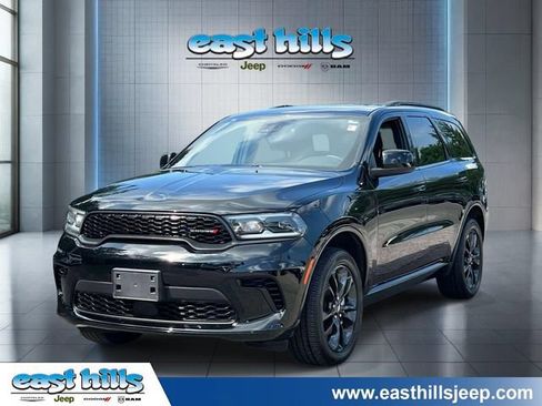 Certified 2023 Dodge Durango GT AWD/4WD image 3