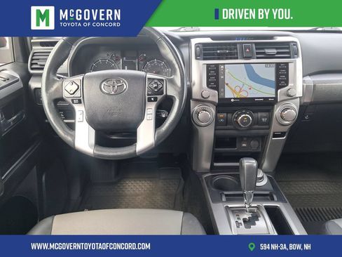Used 2020 Toyota 4Runner SR5 Premium w/ Moonroof Package AWD/4WD image 19