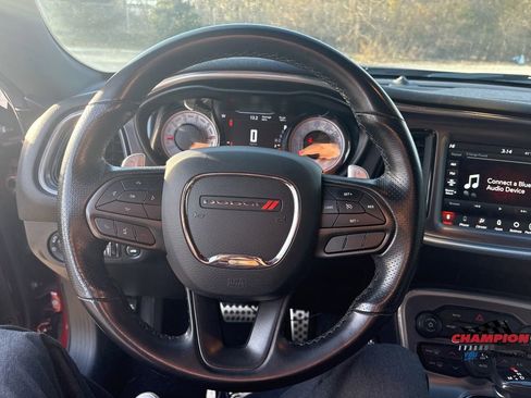 Used 2020 Dodge Challenger R/T w/ T/A Package image 19