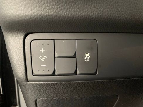 Used 2019 Kia Soul ! FWD image 15