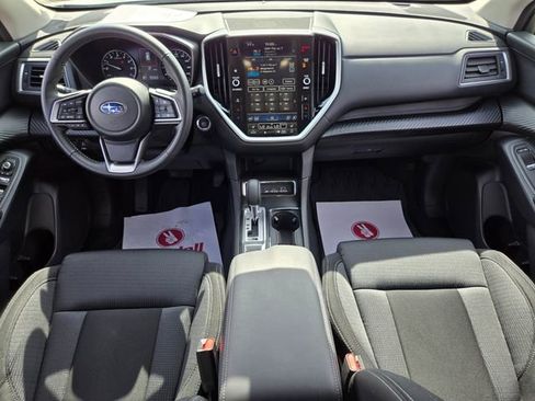 Used 2025 Subaru Ascent Premium image 12