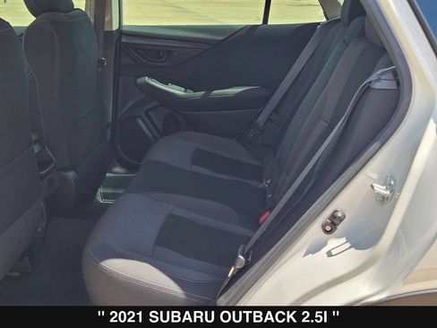 Used 2021 Subaru Outback AWD/4WD image 17