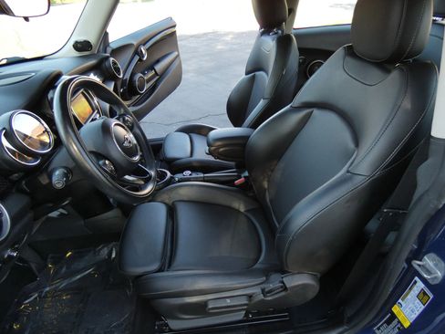 Used 2015 MINI Cooper S image 42