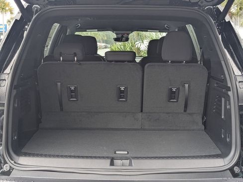 New 2026 Chevrolet Traverse LT w/ Enhanced Driving Package image 13