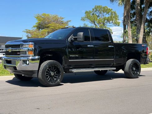 Used 2015 Chevrolet Silverado 2500 LTZ w/ Duramax Plus Package image 5