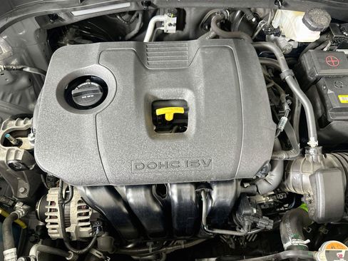 Used 2025 Kia Soul LX w/ LX Technology Package FWD image 31