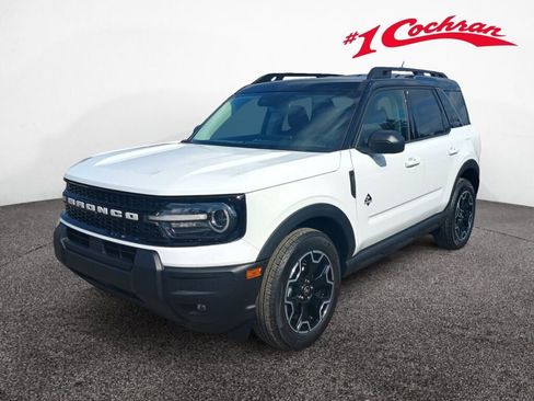 New 2025 Ford Bronco Sport Outer Banks image 3