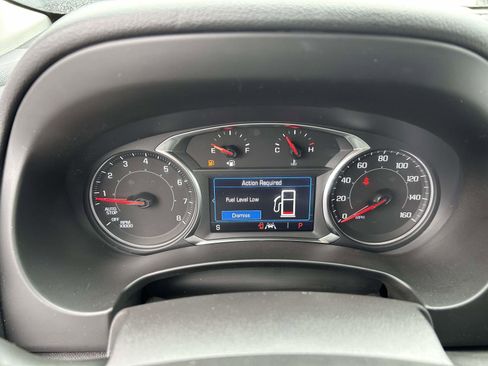 Used 2024 GMC Terrain SLE image 24