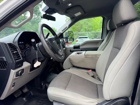 Used 2019 Ford F150 XL w/ Equipment Group 101A Mid AWD/4WD image 6