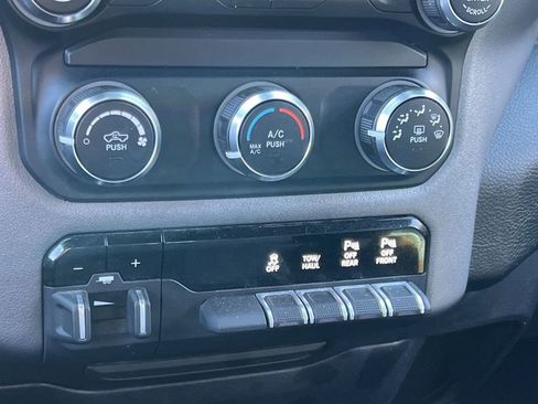 Used 2022 RAM 1500 Big Horn image 22